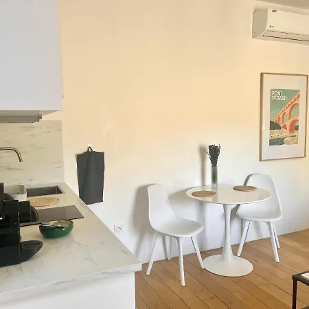 Apartamento Les Cerises Du Pont Du Gard Remoulins Exterior foto